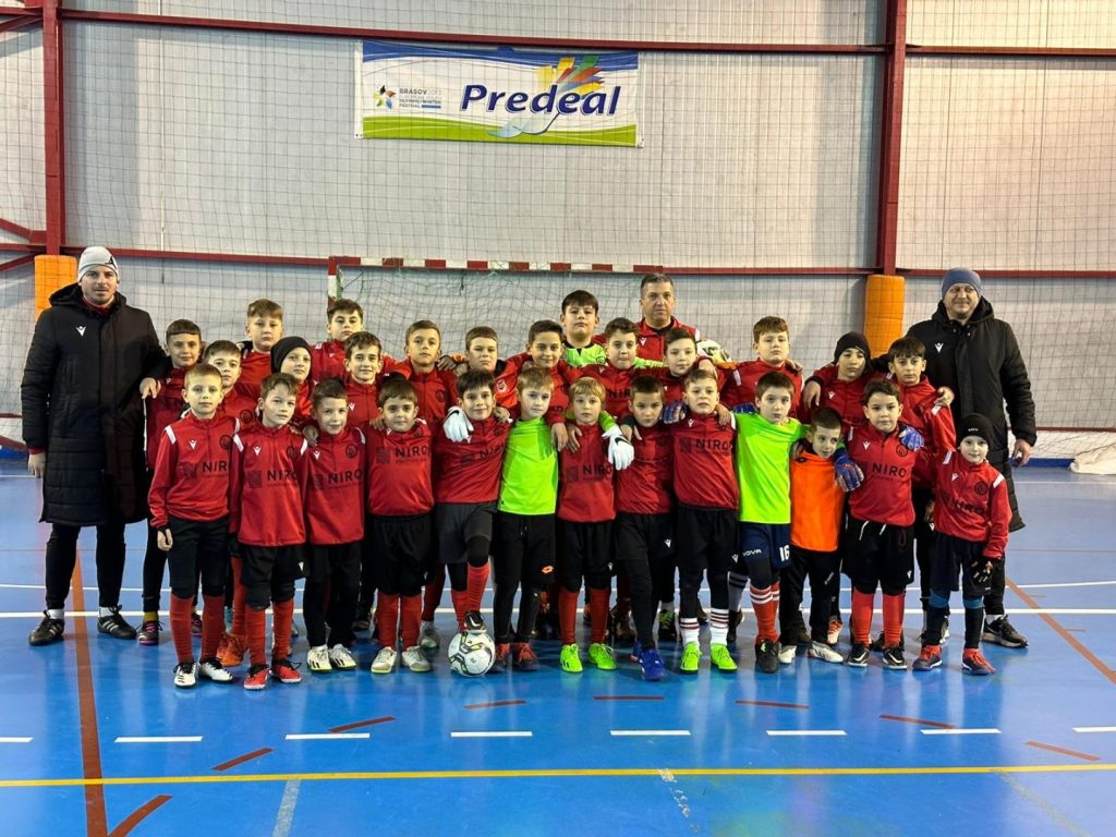 George Marinescu, antrenor la grupa 2015–2016, ACS Dobroești – când fotbalul ajută copiii să-și gestioneze energia 8 George Marinescu, antrenor la grupa 2015–2016, ACS Dobroești – când fotbalul ajută copiii să-și gestioneze energia