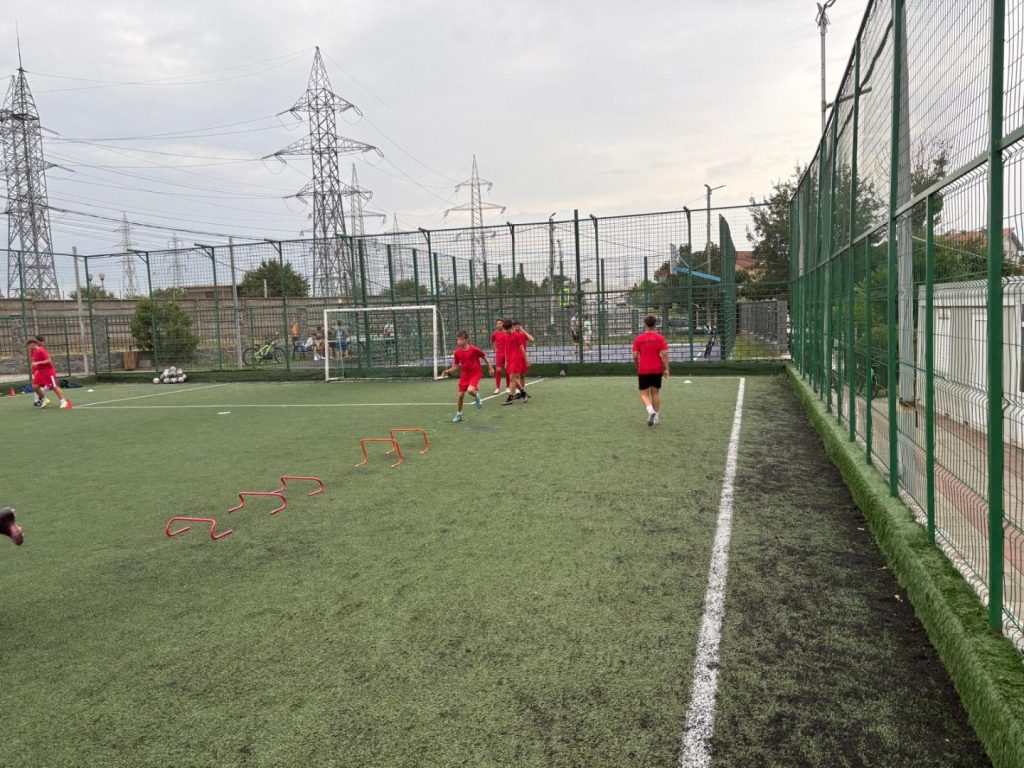 Posogeanu Robert – Fără presiune pe rezultat, doar creștere la ACS Unirea Dobroești grupa 2011–2012 3 Posogeanu Robert – Fără presiune pe rezultat, doar creștere la ACS Unirea Dobroești grupa 2011–2012